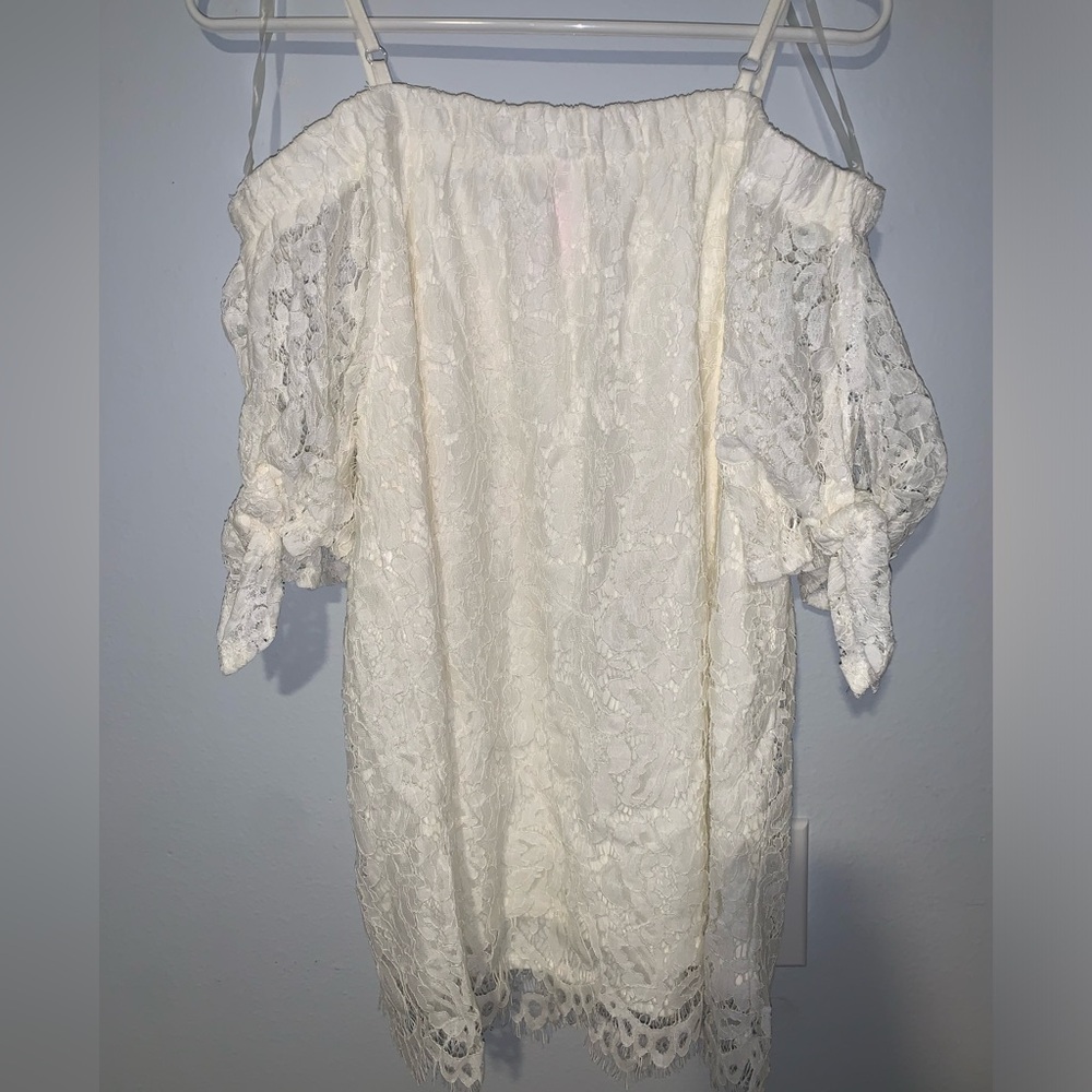 Pretty off the shoulder white lace top with bows